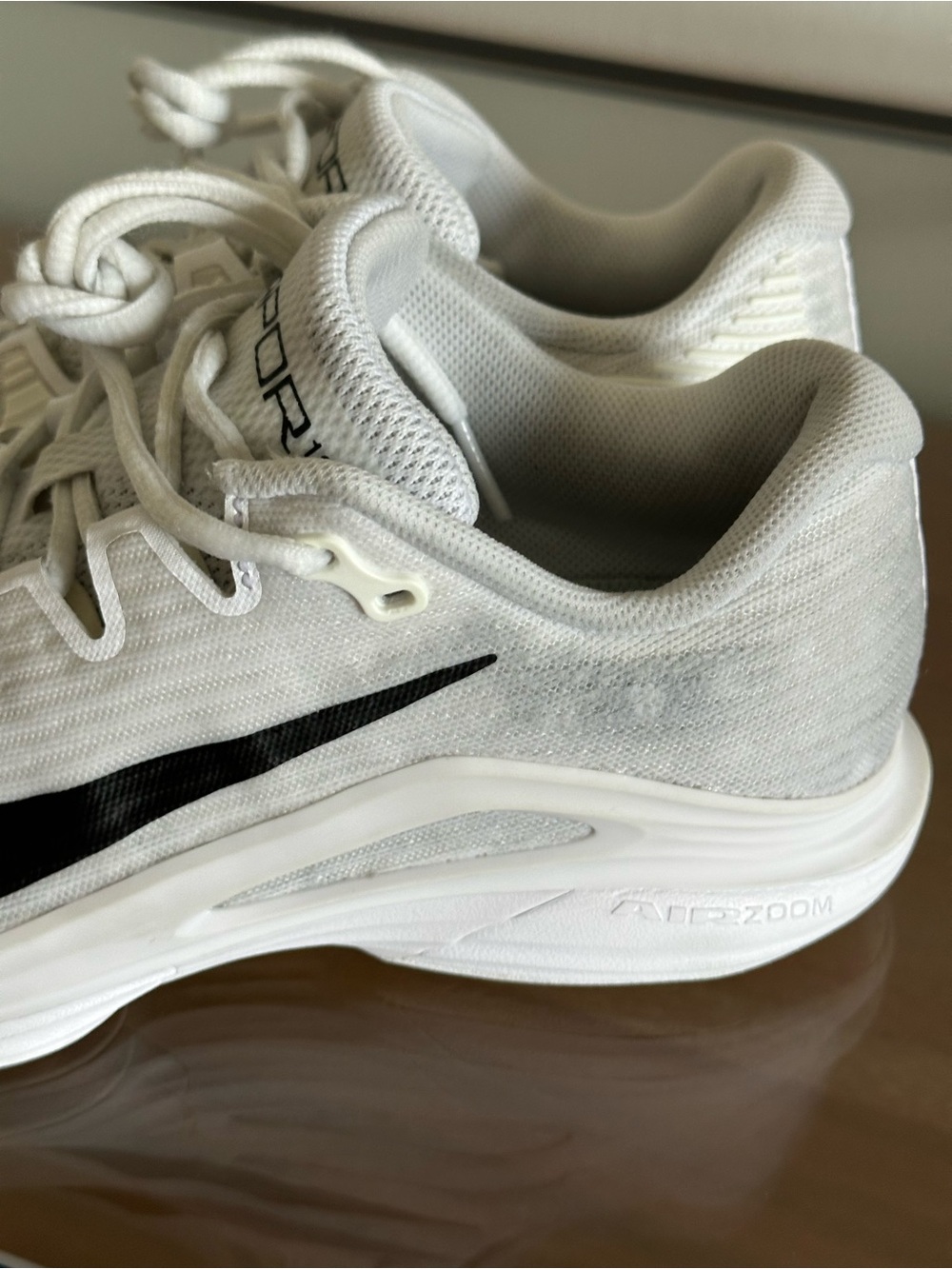Nike Vapor 12 Women's Hard Court Tennis Shoes Size 6.5 - Picture 6 of 13